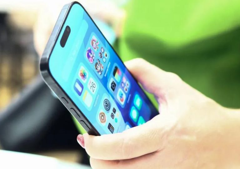 Dërgoi njoftime të gabuara, Apple pezullon opsionin e lajmeve të gjeneruara nga AI