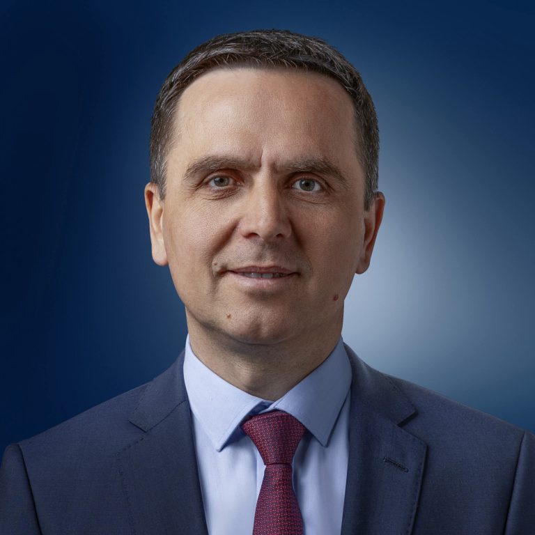 Kasami: Me VLEN në Qeveri komunat shqiptare po marrin miliona euro