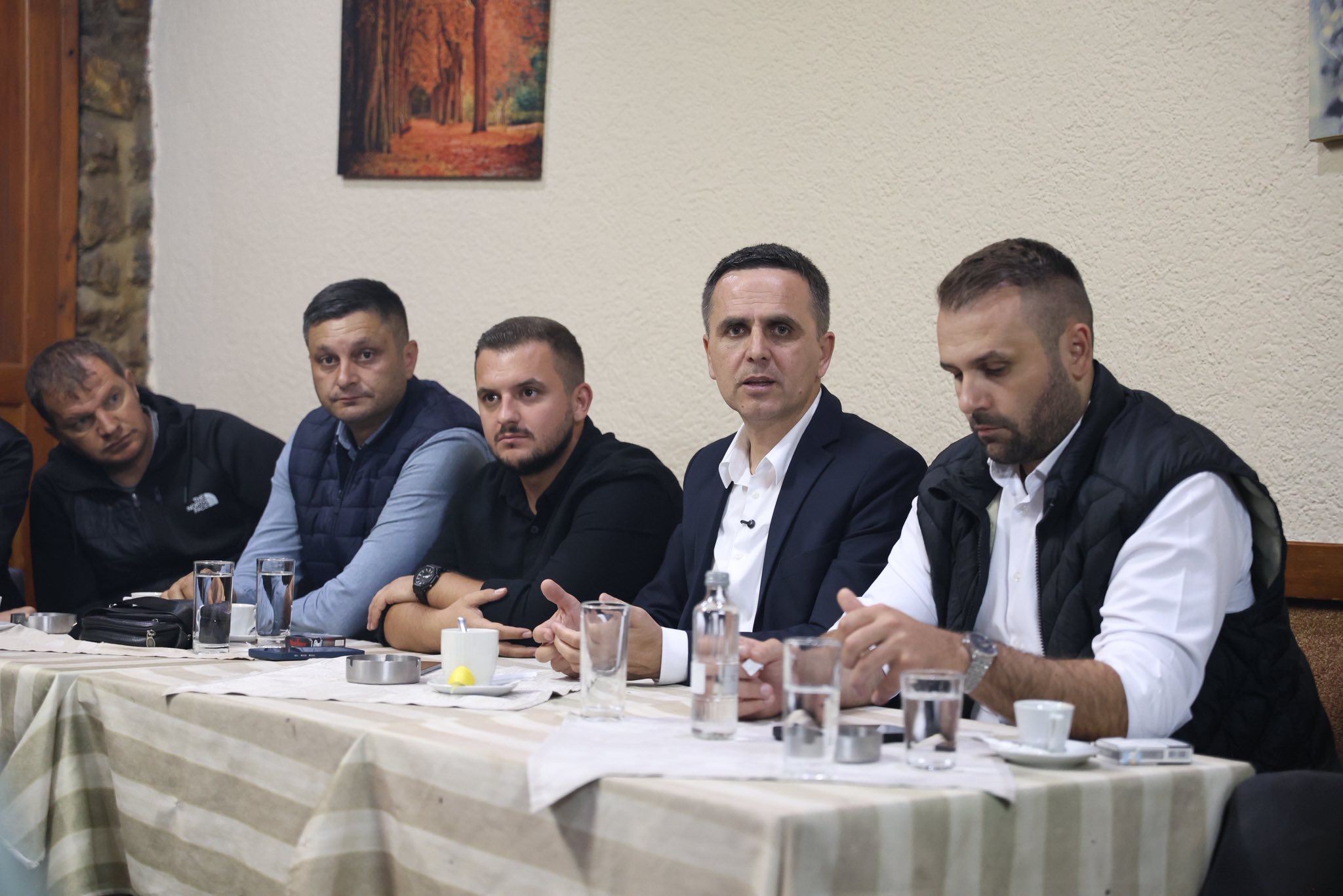Durmishi  BDI po jep shqelmat e fundit   në panik total  kapet pas Levicës
