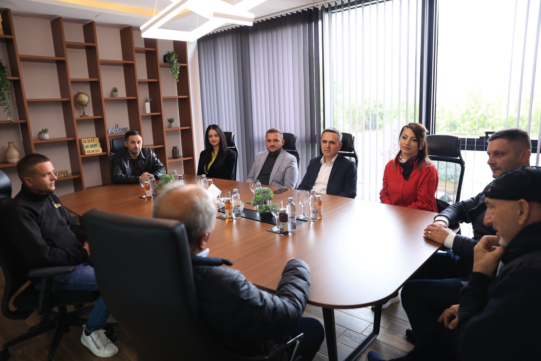 Kasami  Në mandatin e dytë  më shumë mbështetje për bizneset e Tetovës