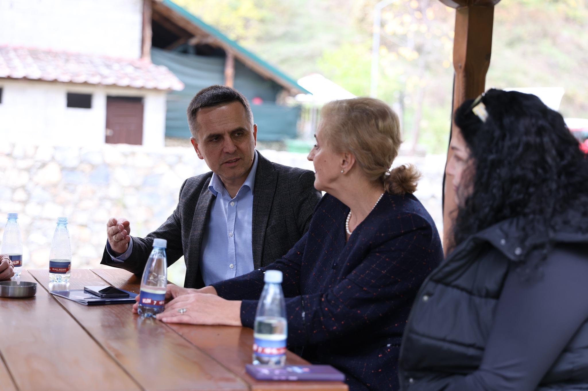 Kasami takon profesoreshën Miqereme Rusi  Frymëzim nga një grua që ka kontribuar për arsim