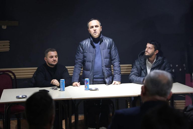 Kasami falënderon banorët e Llacës: Me 2 nëntor do ta përmbyllim fitoren e merituar