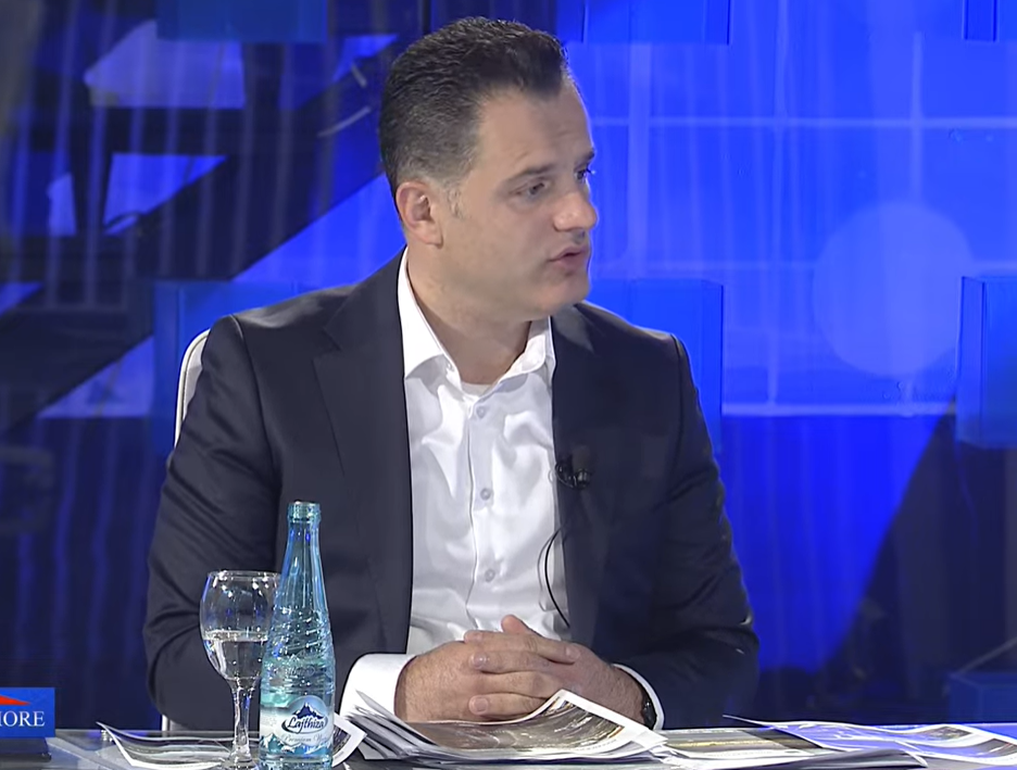 Angazhim konkret për të rinjtë   Sejdiu  Gjashtë fusha sportive në prag ndërtimi